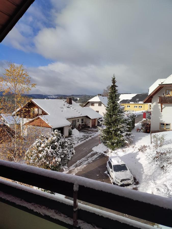 Ferienwohnung Feldbergsicht Lenzkirch Exterior foto